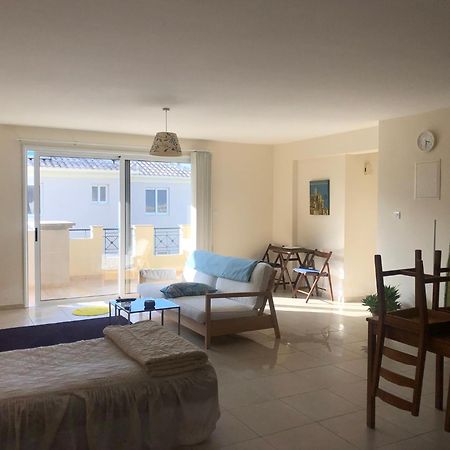 Tranquil Country Condo Larnaca Værelse billede